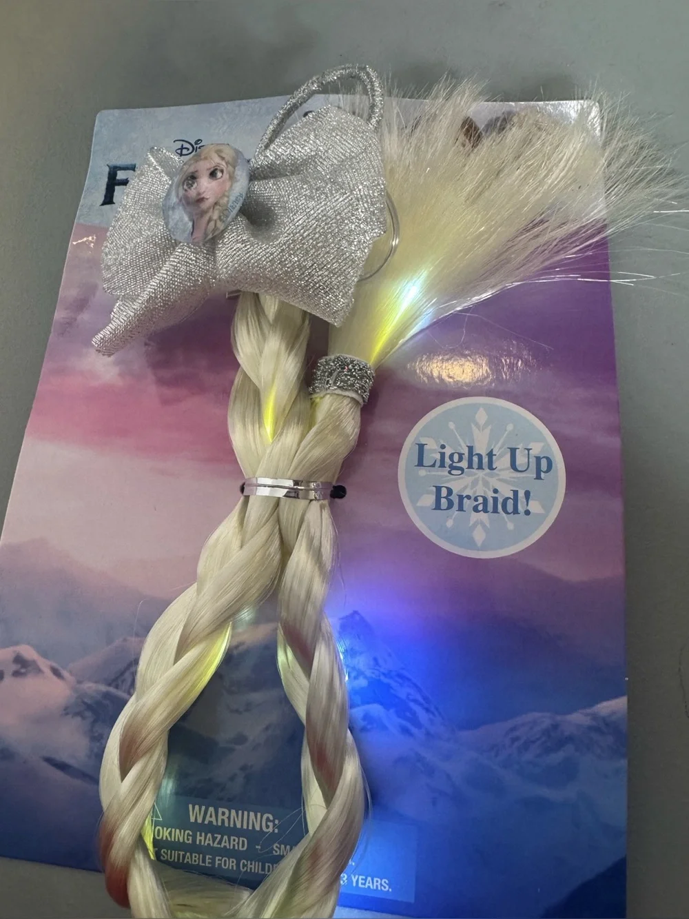 Disney frozen Elsa Blonde Light-Up Braid Hair Clip with Silver Bow costume acces